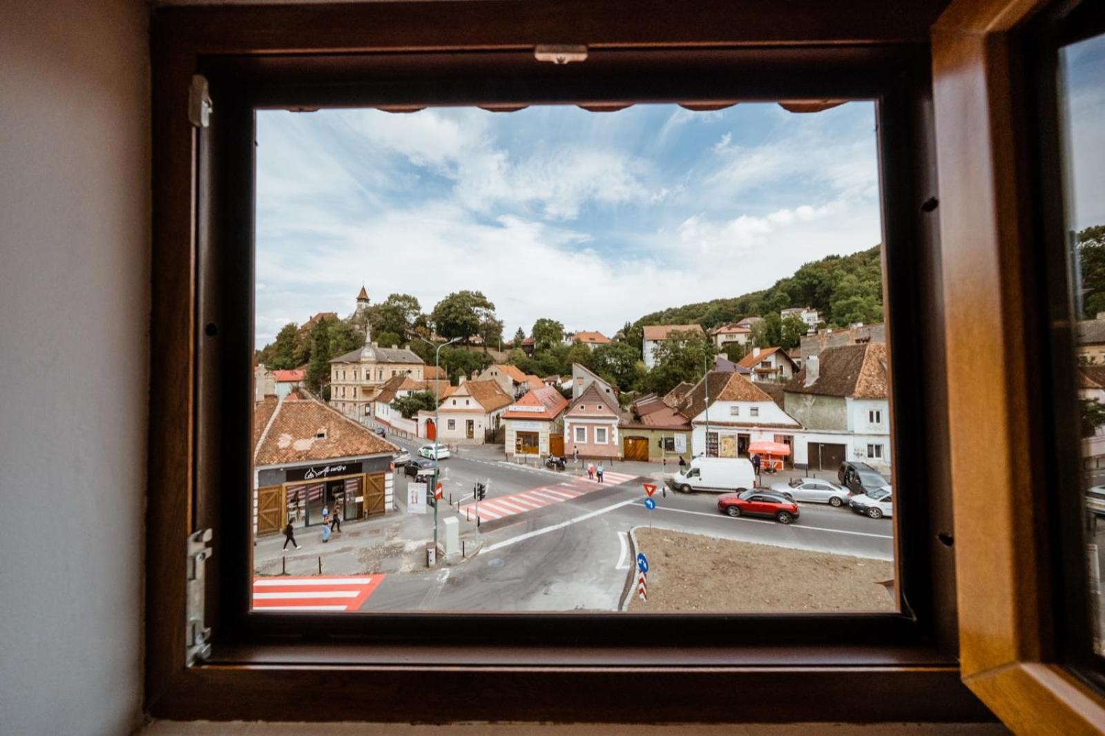 Evu Long Street Lejlighed Braşov Eksteriør billede